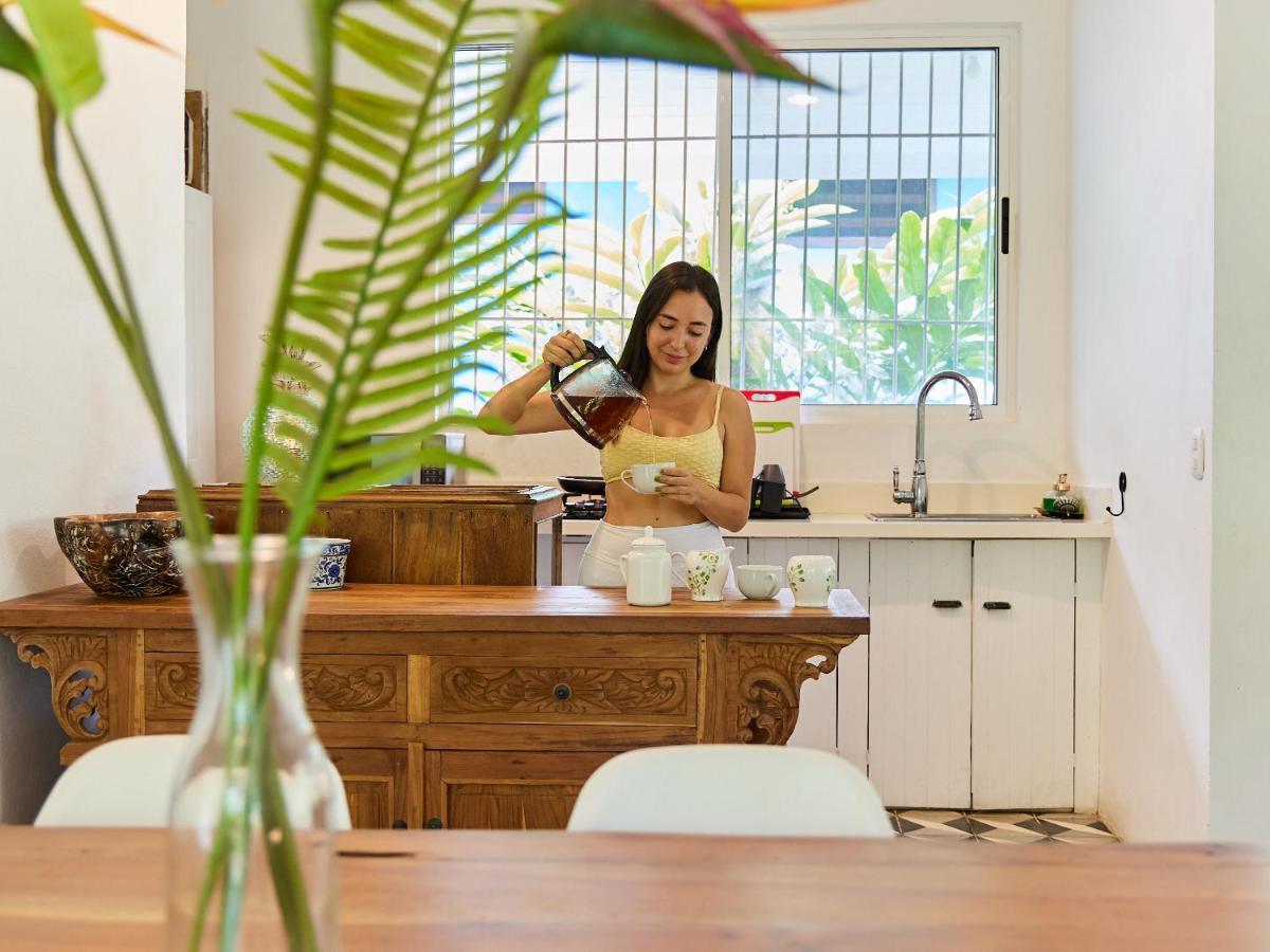 فيلا Pineapple House Manzanillo المظهر الخارجي الصورة